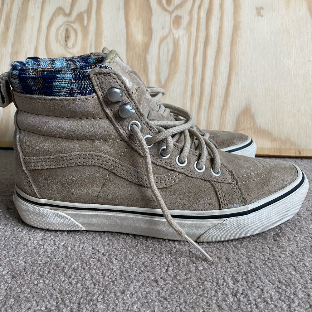 Vans Leather high top size women’s 6 boys 4.5